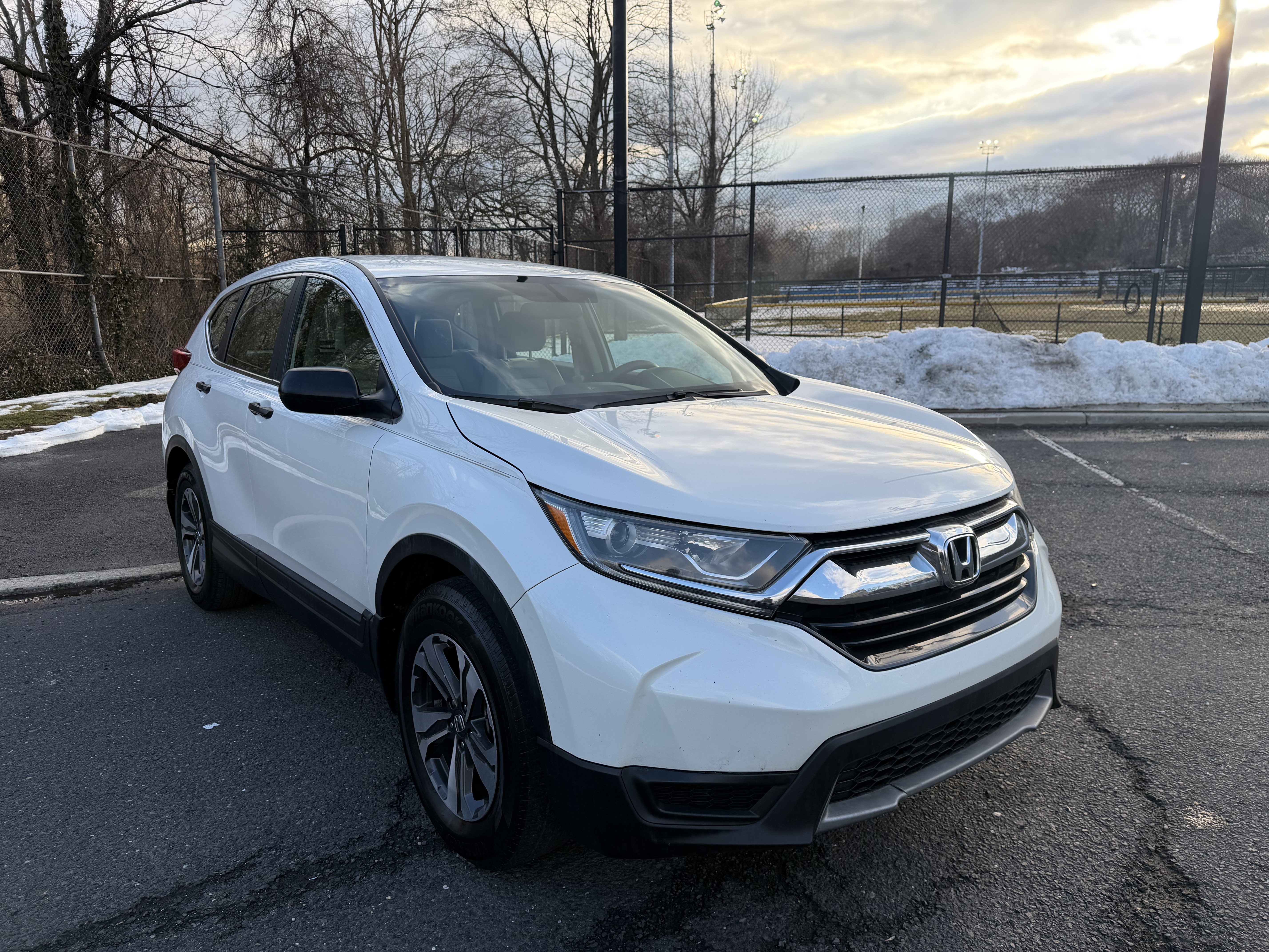 2017 HONDA CRV LX